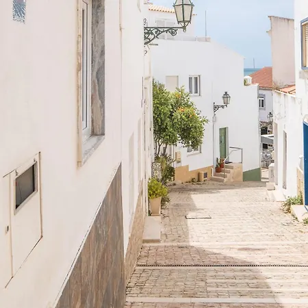 Santana - In The Heart Of بيت للعطل *